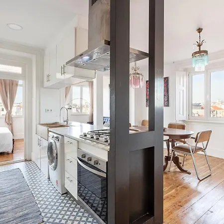 Guestready - Cosy 2-bed Flat In Arroios Lisbon