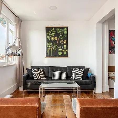 Guestready - Cosy 2-bed Flat In Arroios شقة *